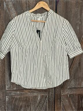 White House Black Market Outlet Black and White Dotted-Stripe Short Sleeve Polo